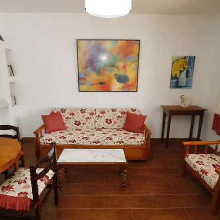 Raguila 2 Apartment